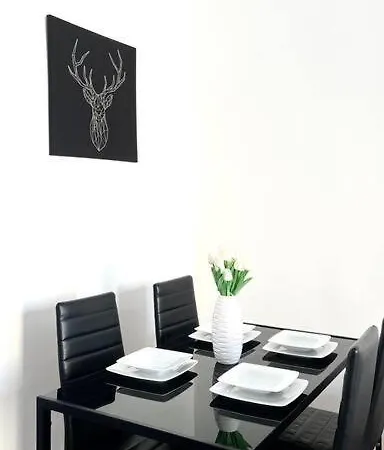 Living One 1 Apartment *