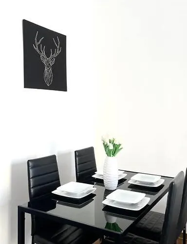 Living One 1 Apartman *